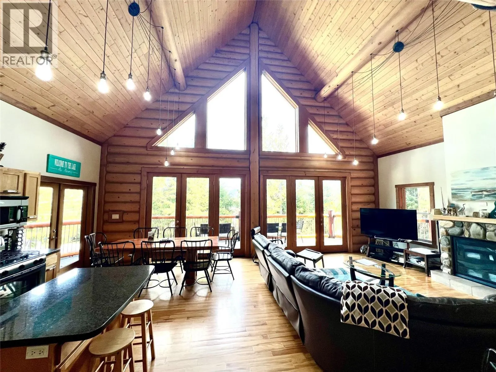 147 WEST LAKE Drive
