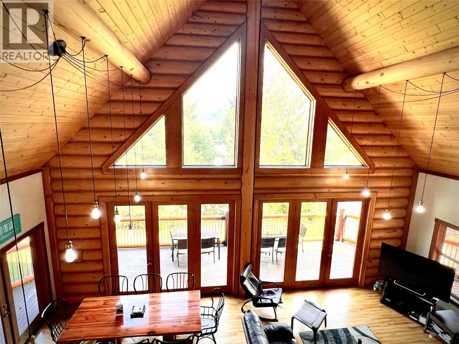 147 WEST LAKE Drive