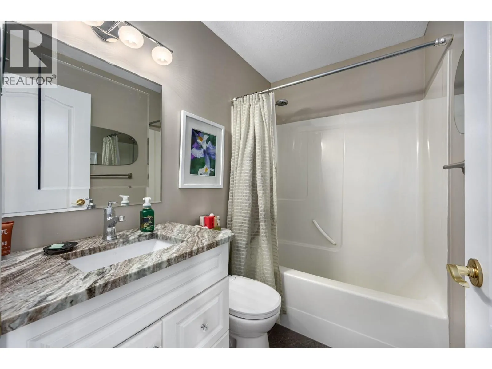 1575 SPRINGHILL Drive Unit# 26