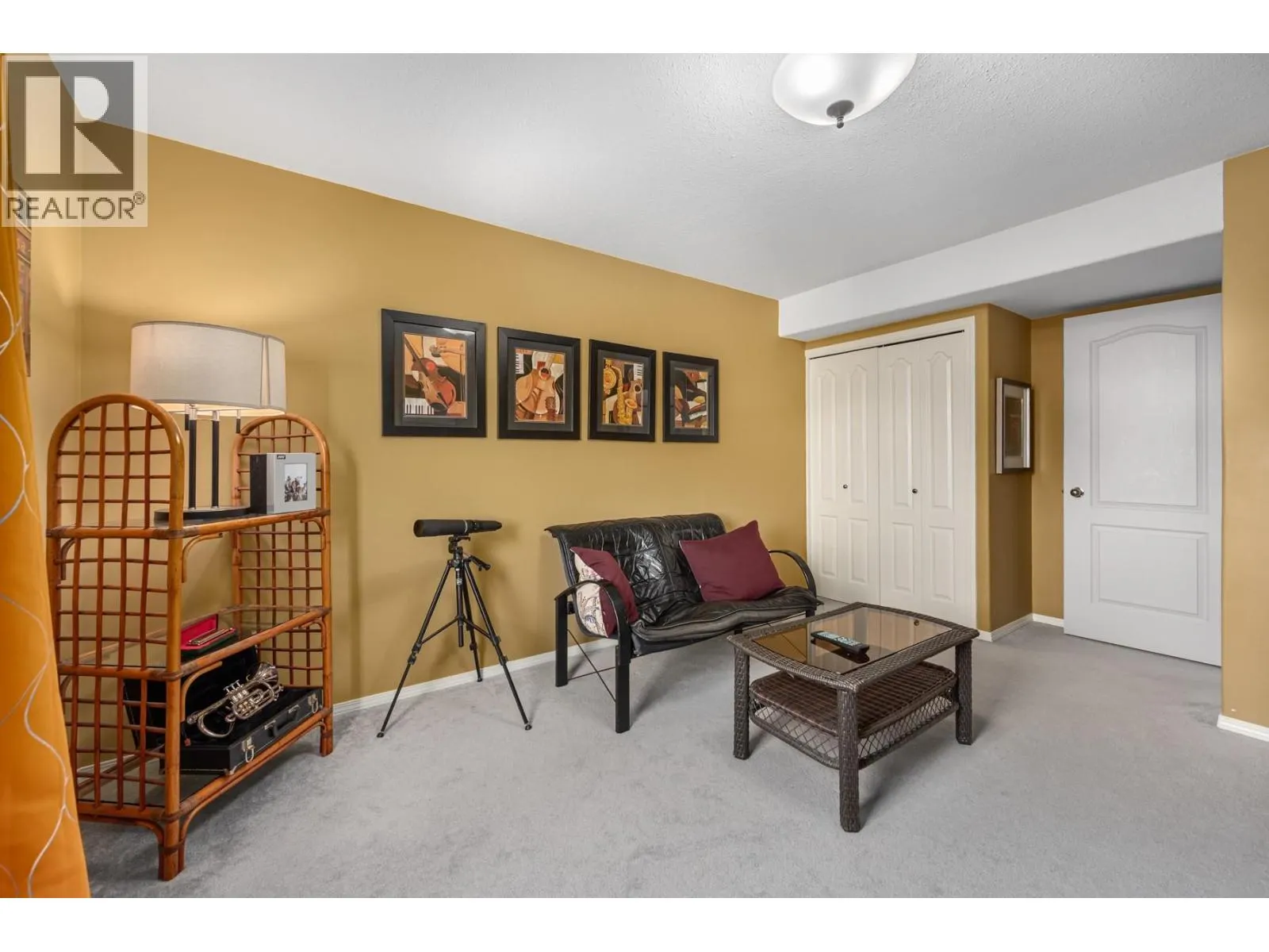 1575 SPRINGHILL Drive Unit# 26