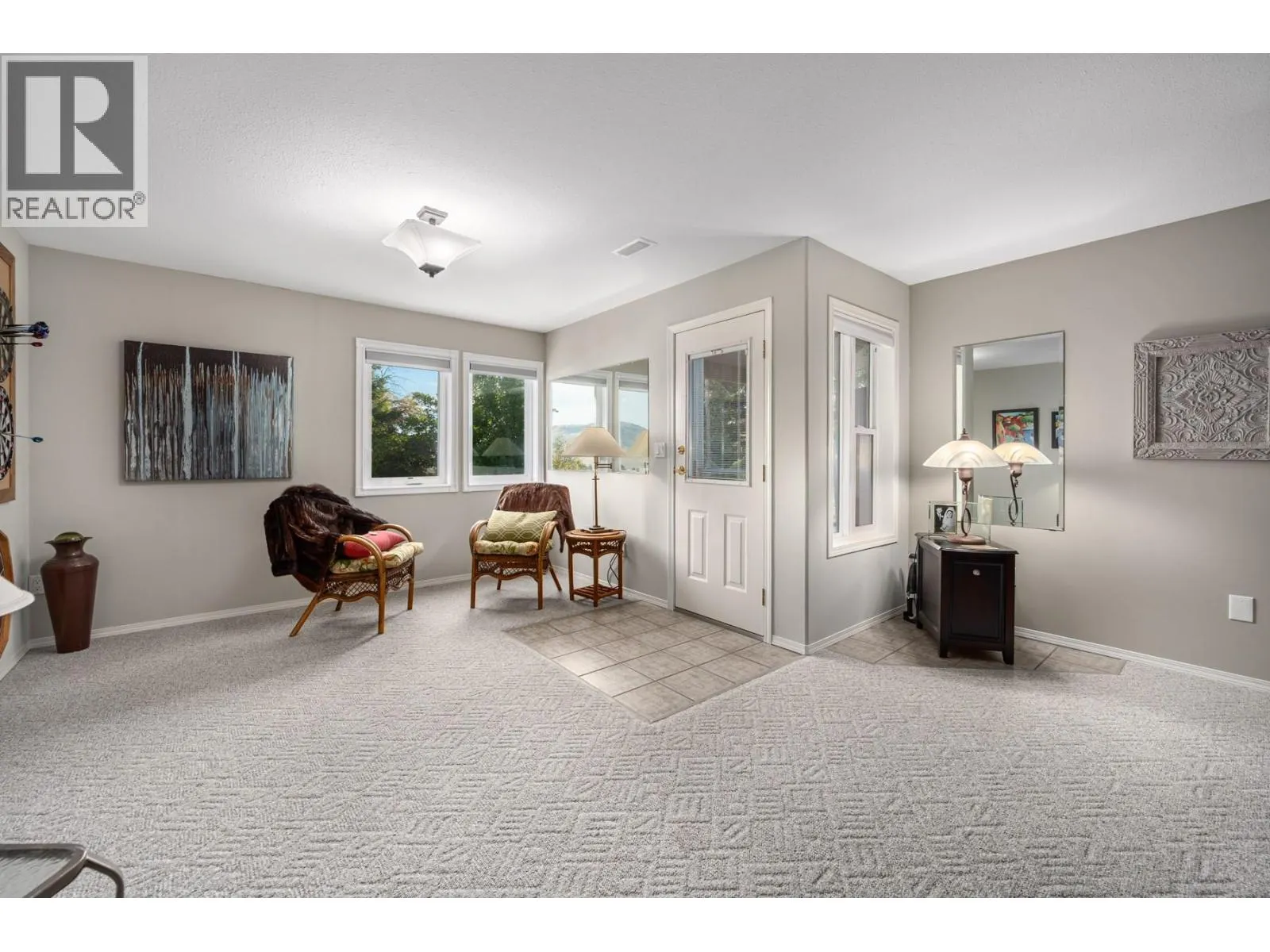 1575 SPRINGHILL Drive Unit# 26