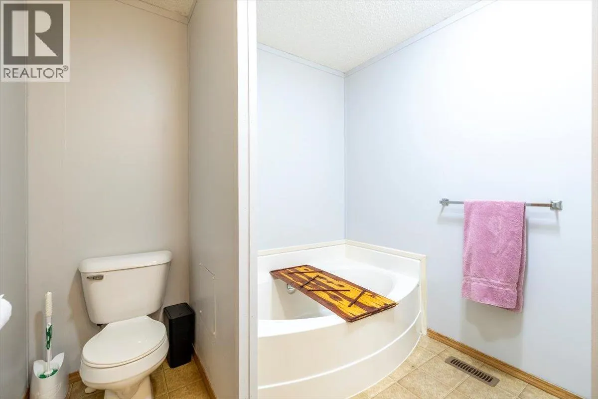 100 Aspen Drive Unit# 6