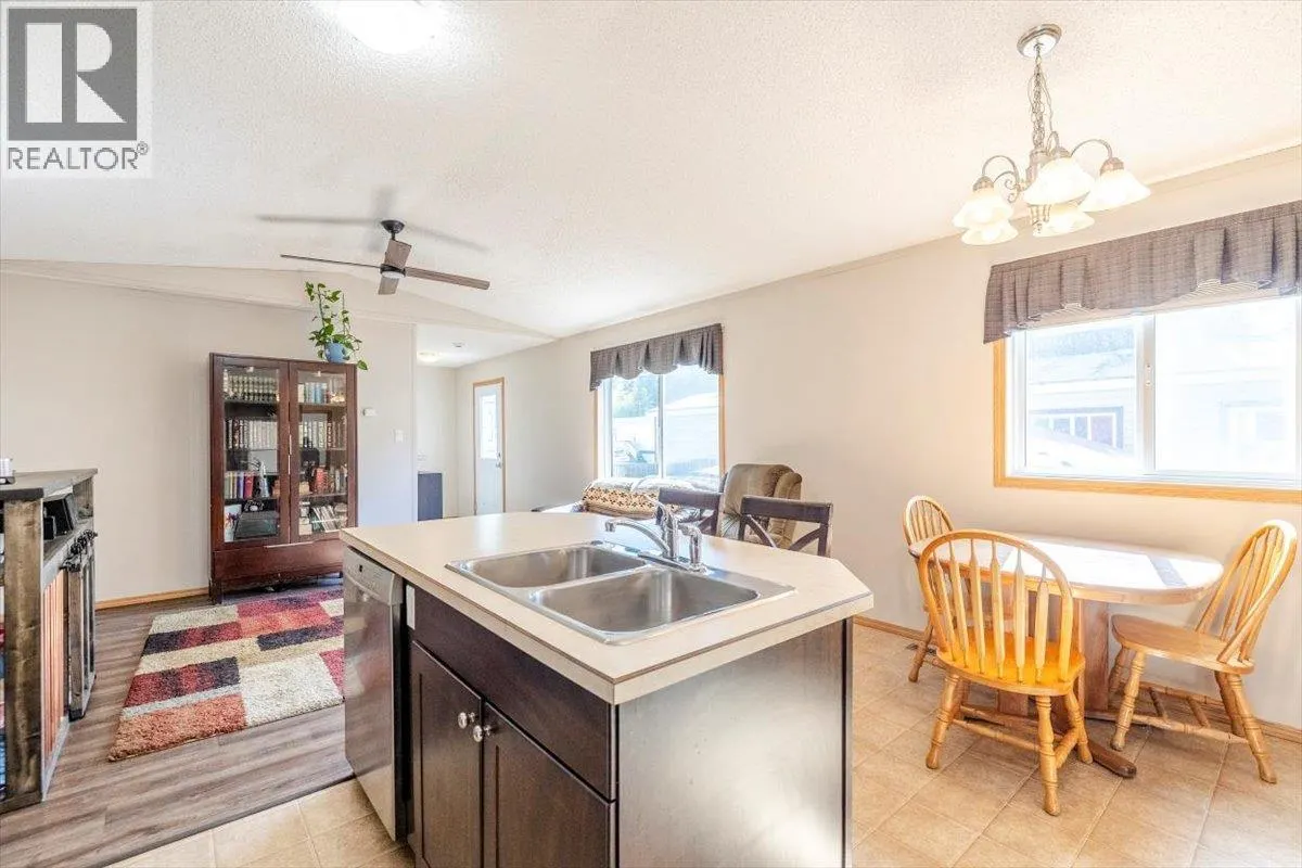 100 Aspen Drive Unit# 6