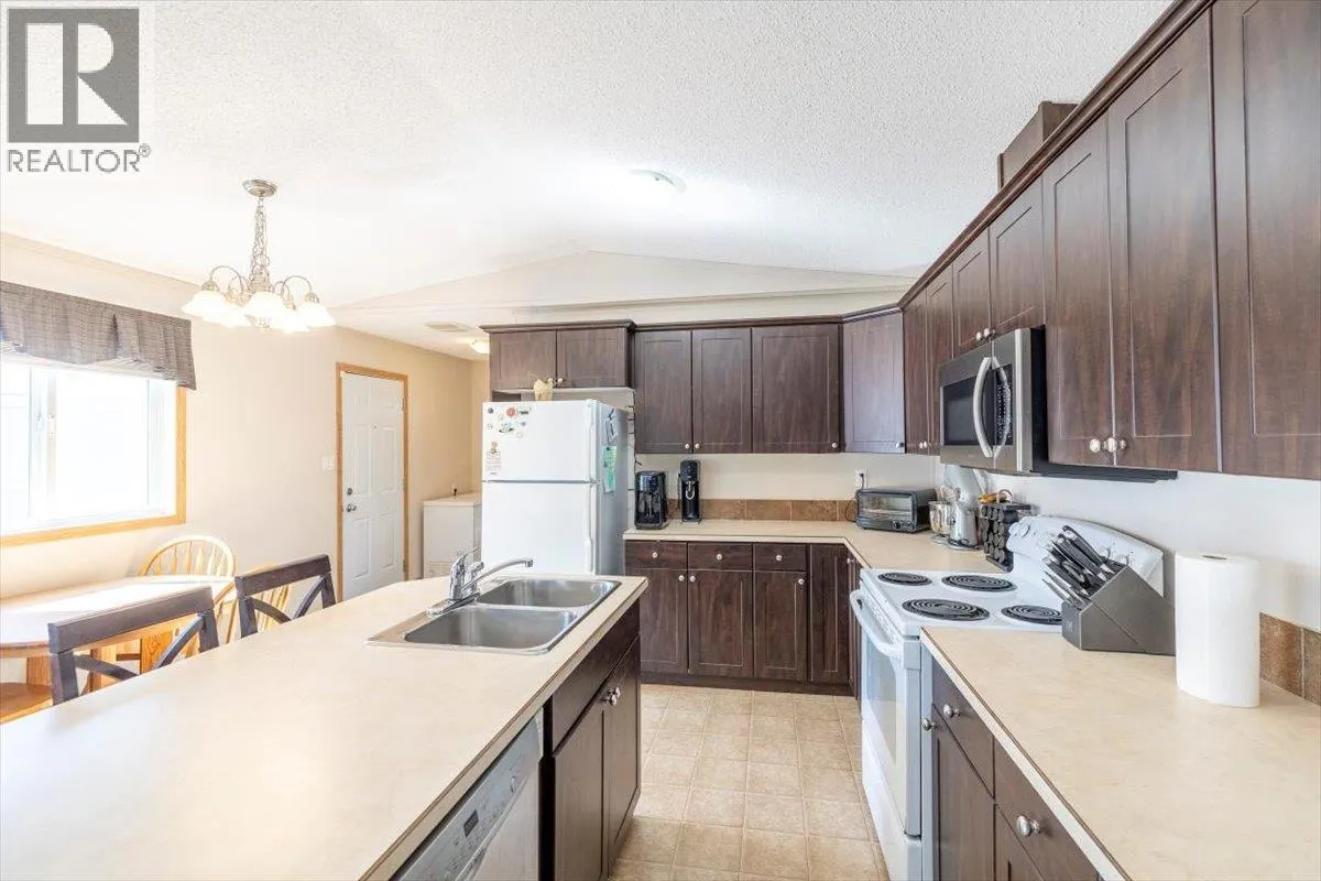 100 Aspen Drive Unit# 6