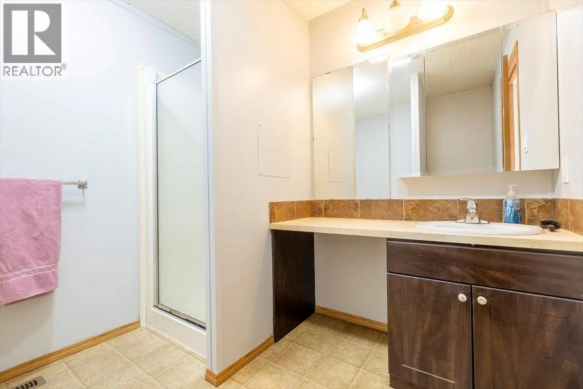 100 Aspen Drive Unit# 6