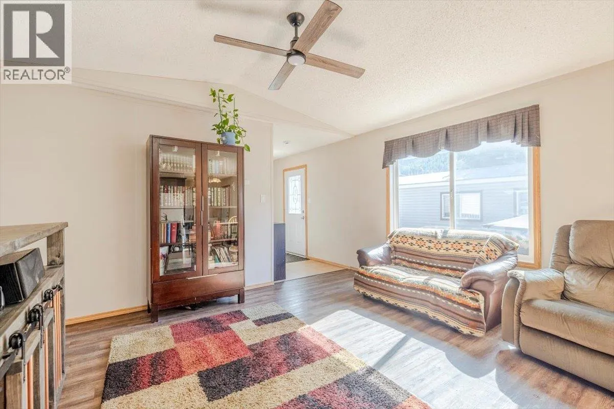 100 Aspen Drive Unit# 6
