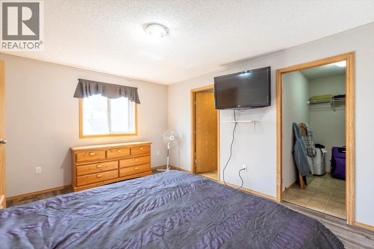 100 Aspen Drive Unit# 6