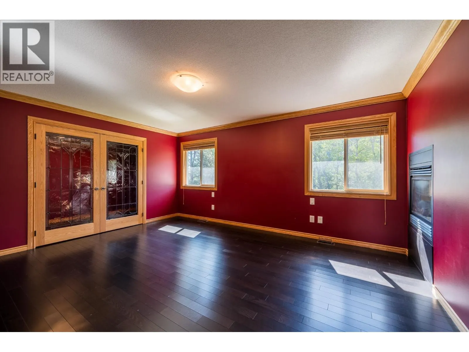 8925 Grizzly Crescent