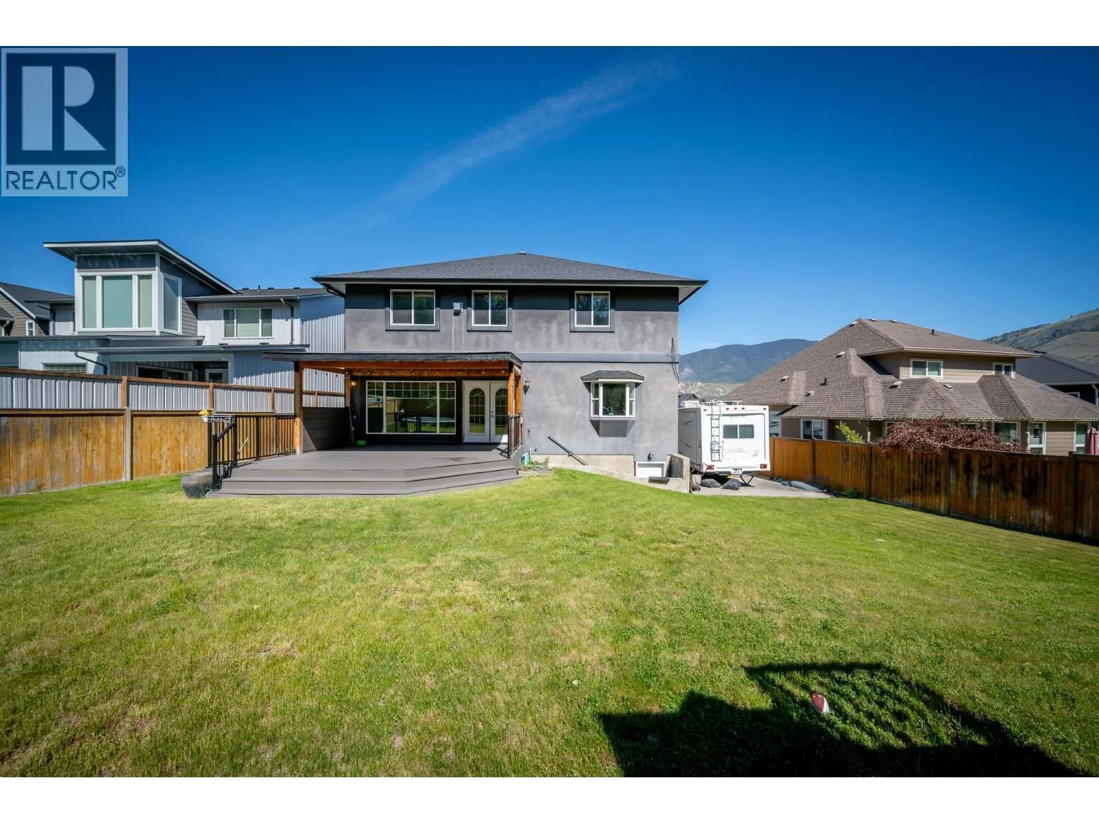 8925 Grizzly Crescent