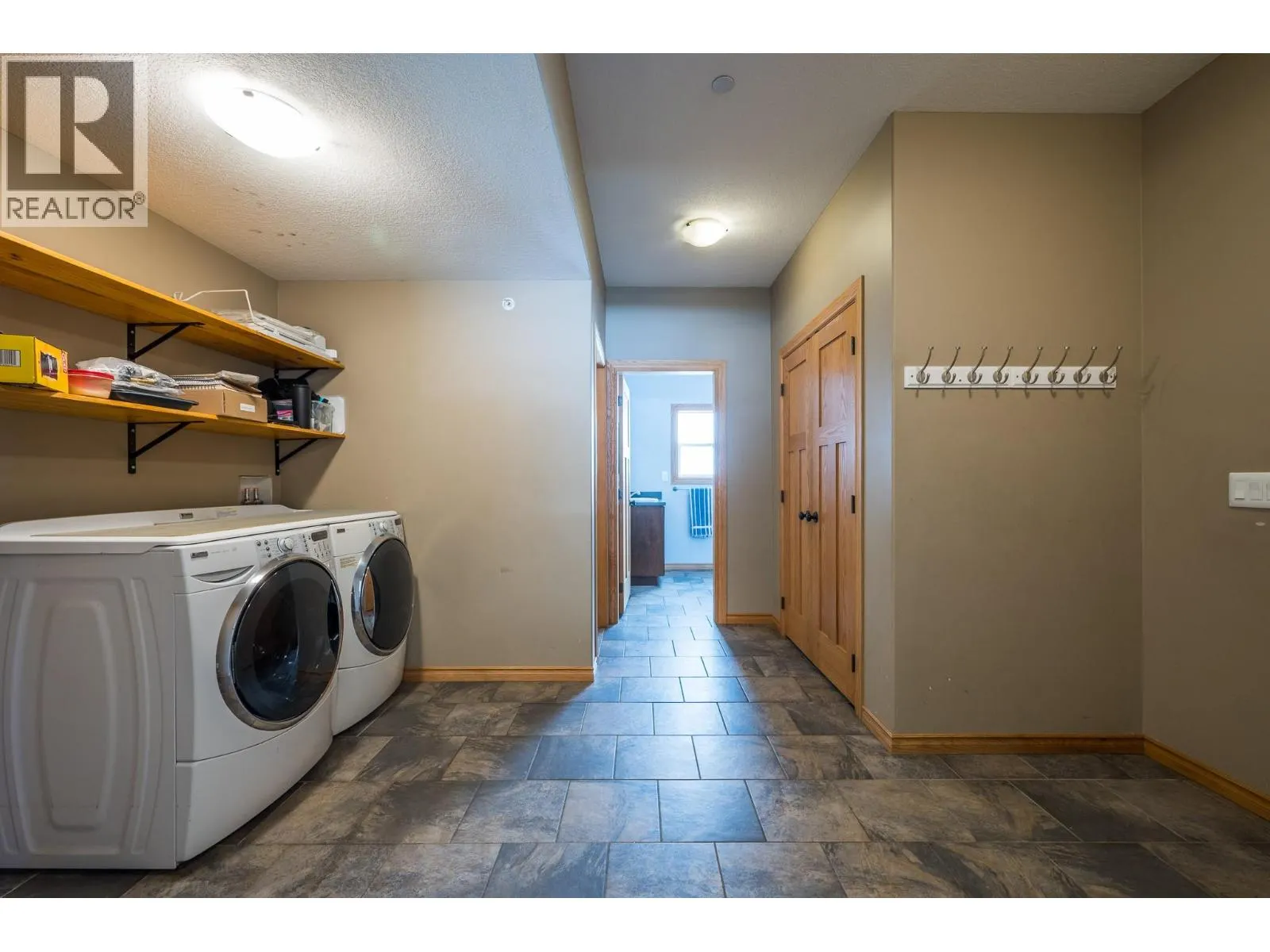 8925 Grizzly Crescent