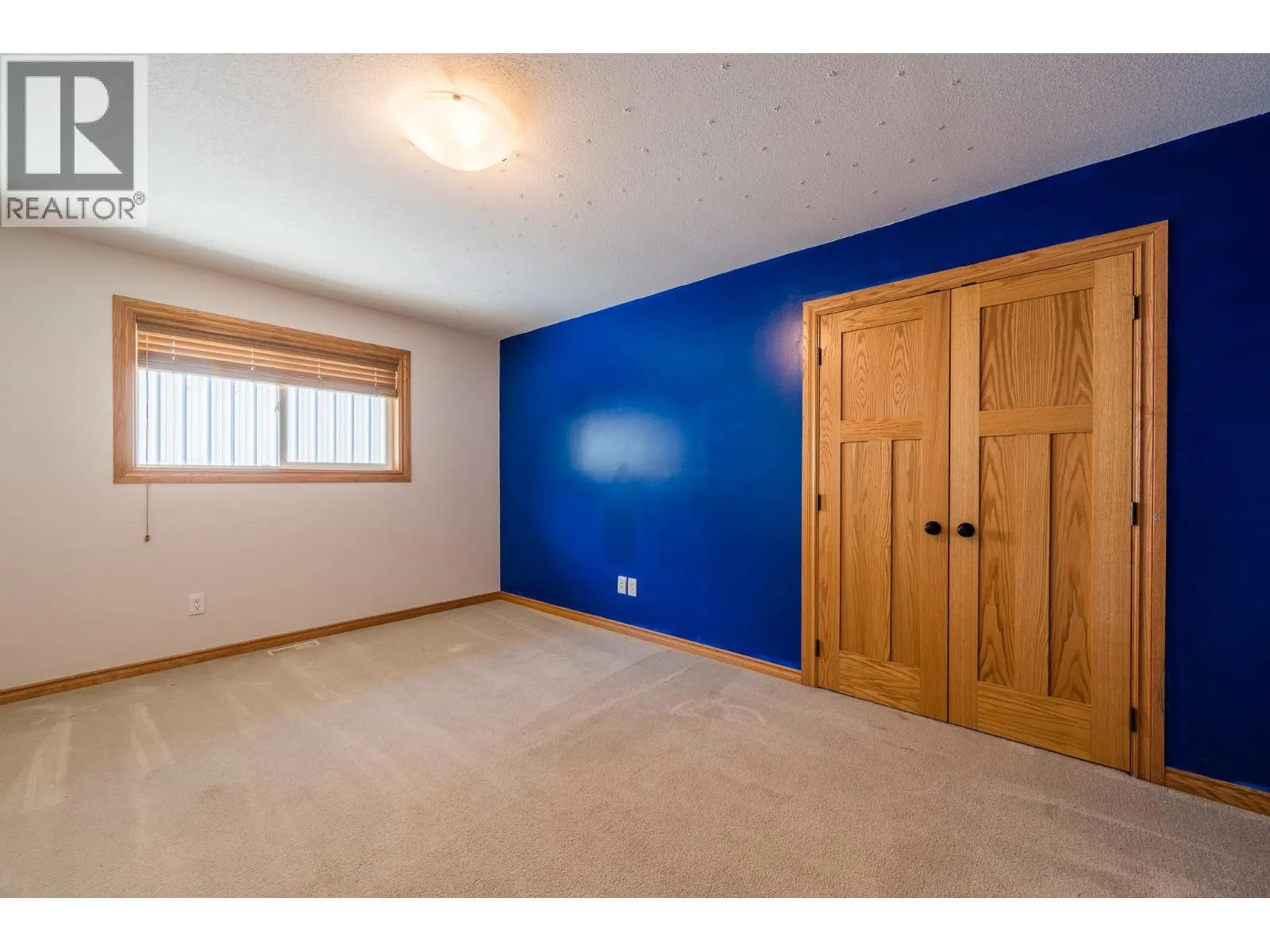 8925 Grizzly Crescent