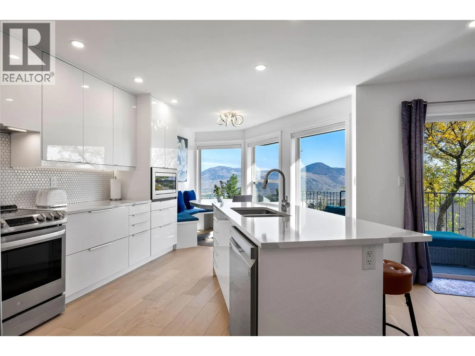 1750 MCKINLEY Court Unit# 35