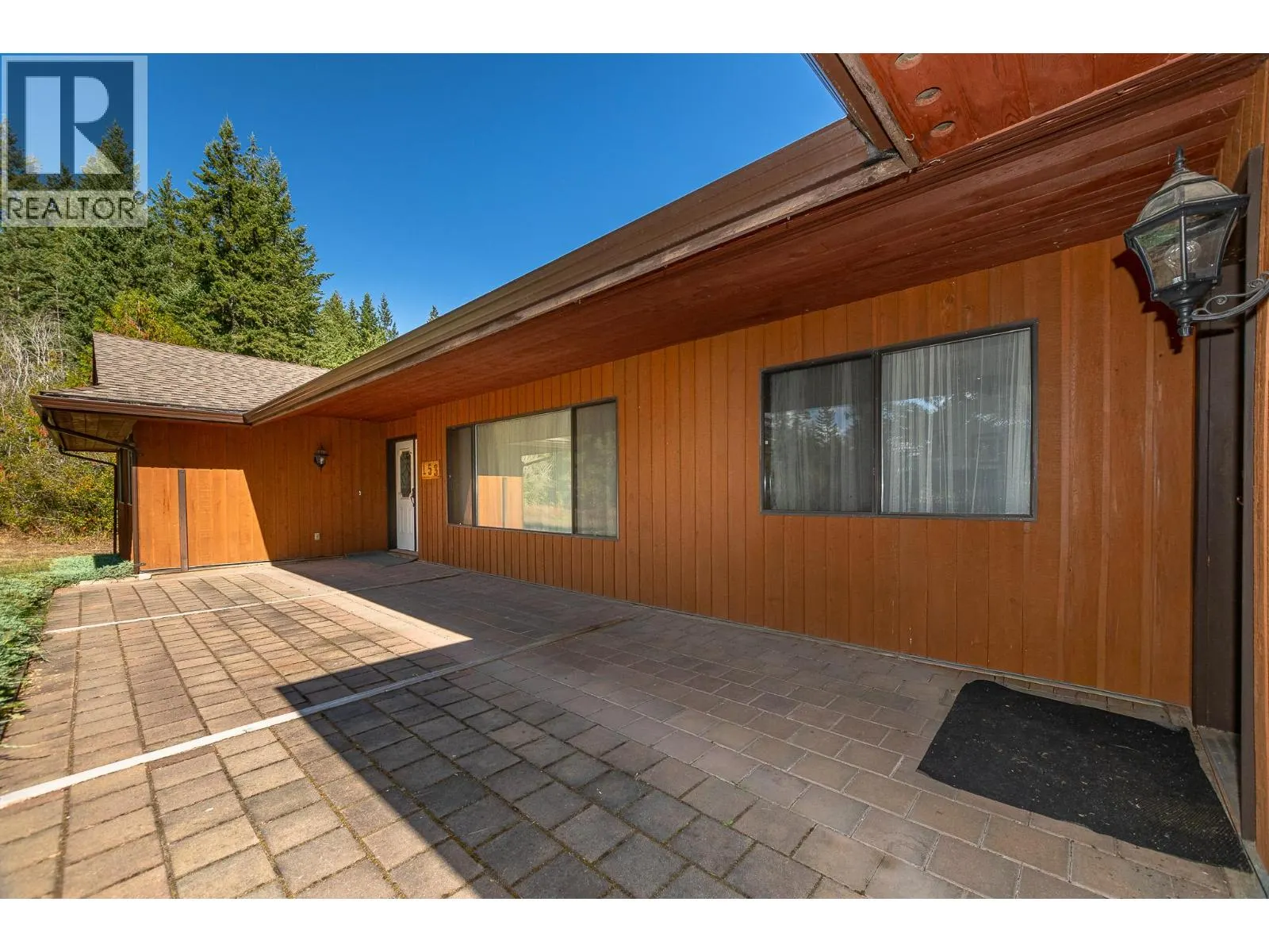 153 Hadow Road SE