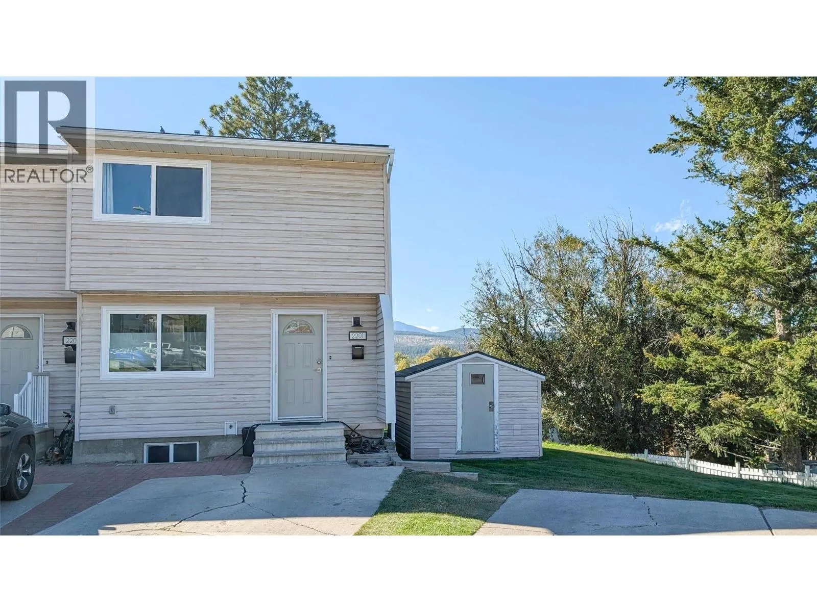 2201 3rd Street N
