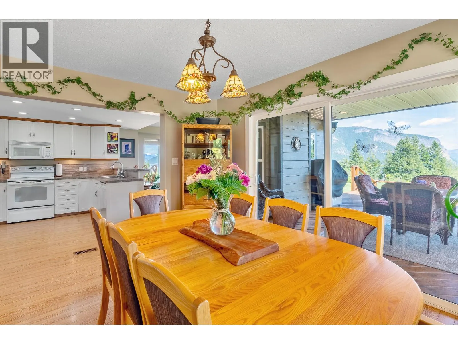 285 Kault Hill Road