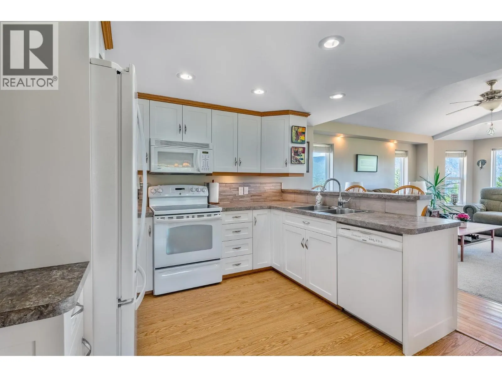 285 Kault Hill Road