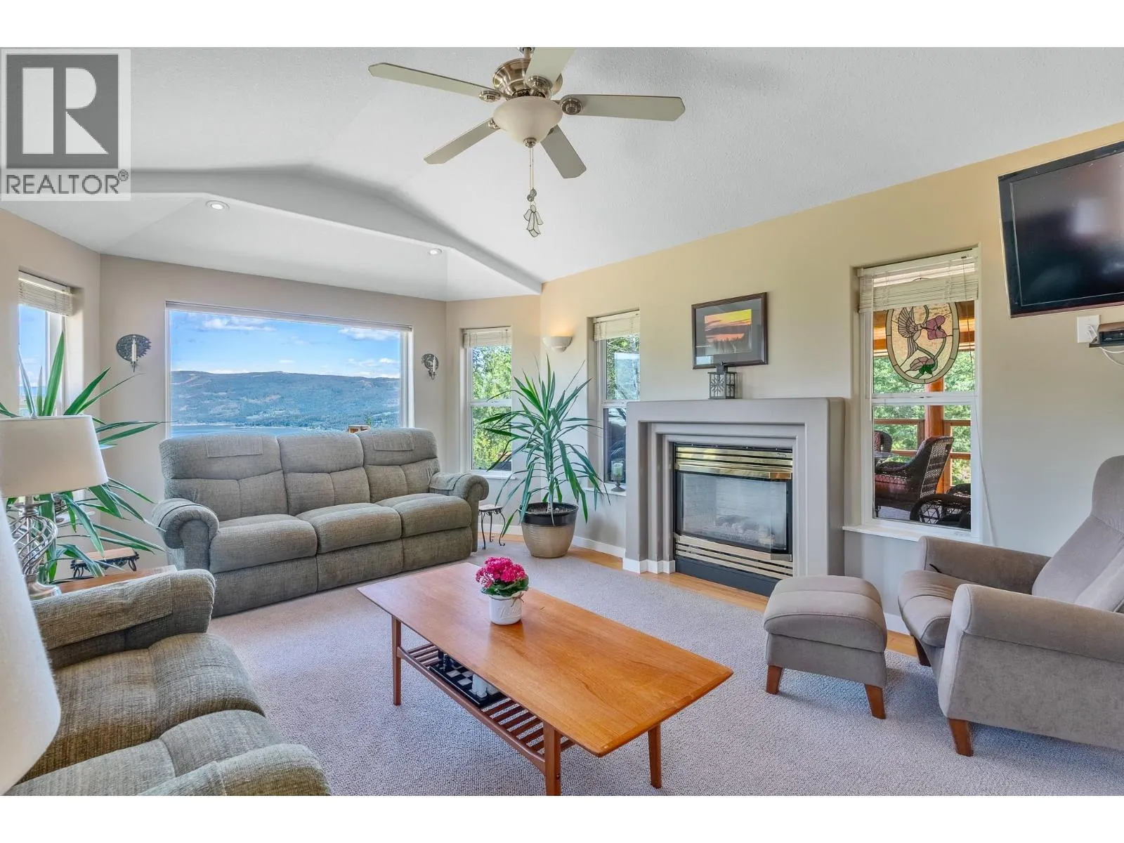 285 Kault Hill Road