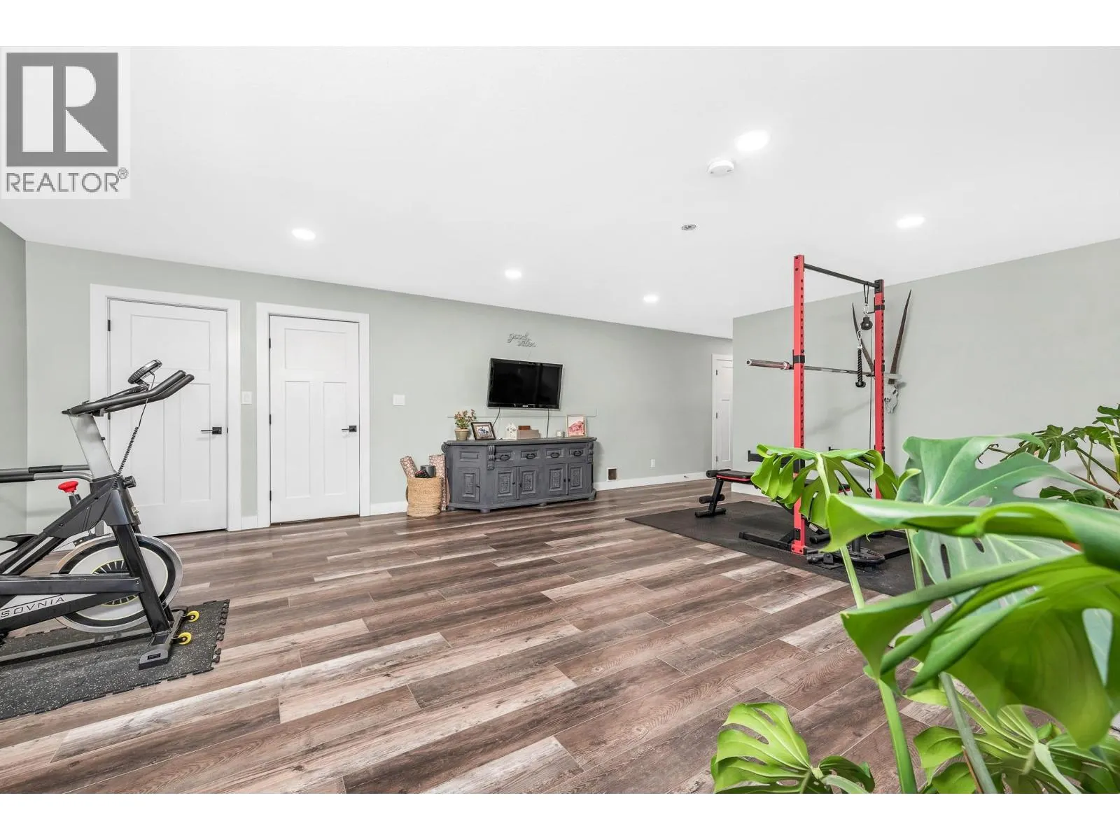 2741 Golf Course Drive