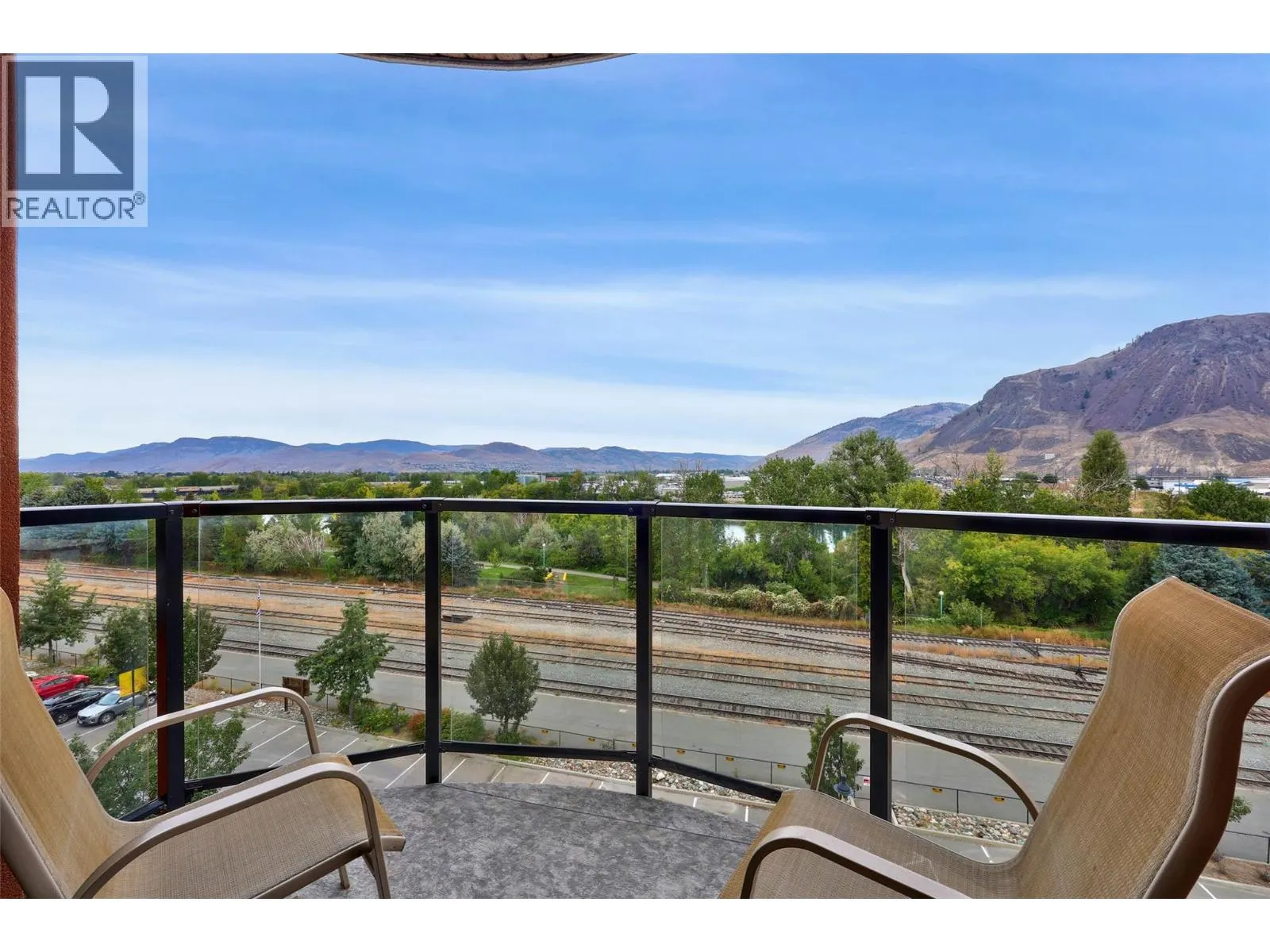 568 Lorne Street Unit# 402