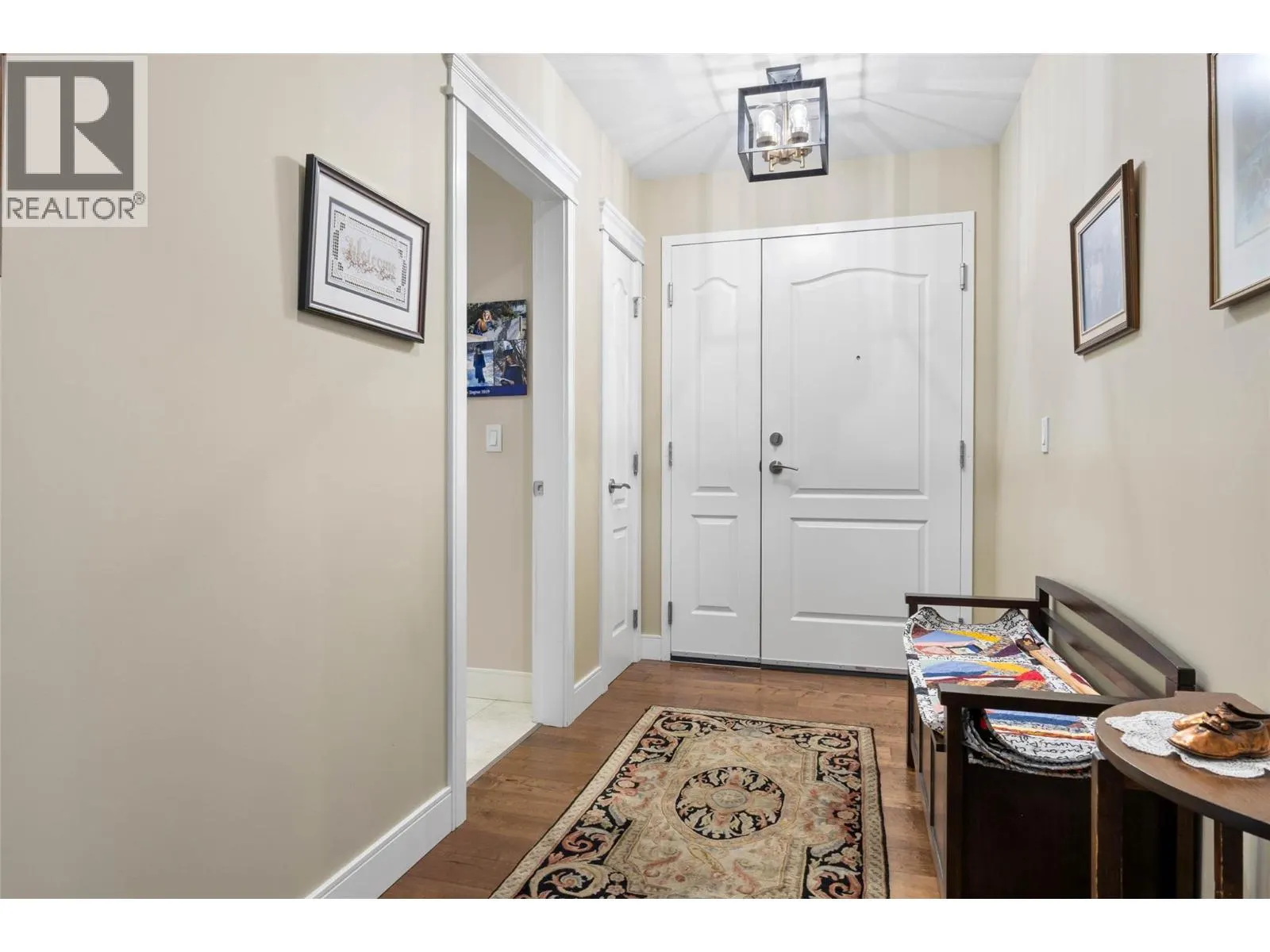 568 Lorne Street Unit# 402