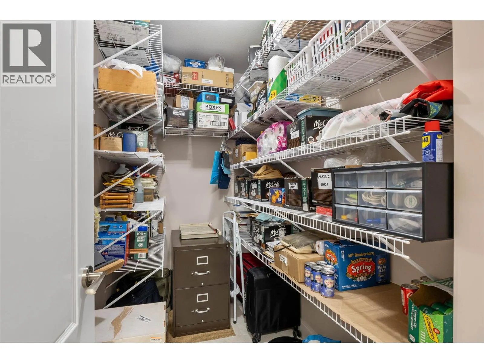 568 Lorne Street Unit# 402