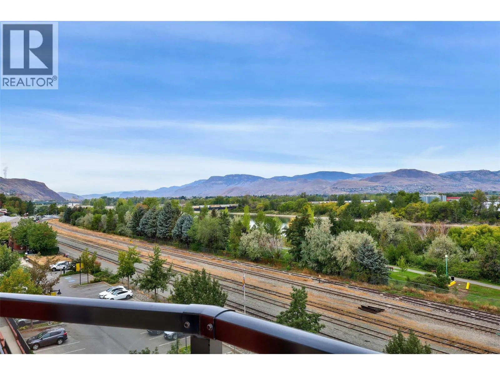 568 Lorne Street Unit# 402