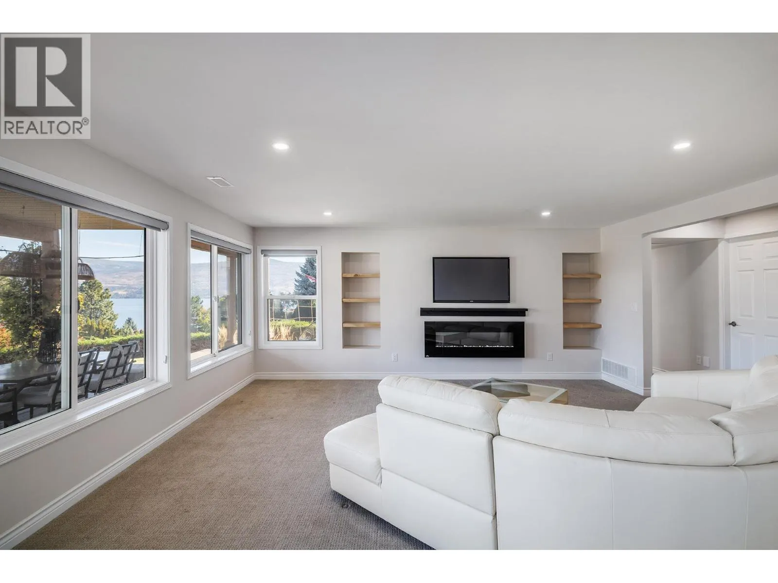 1677 Mission Hill Road