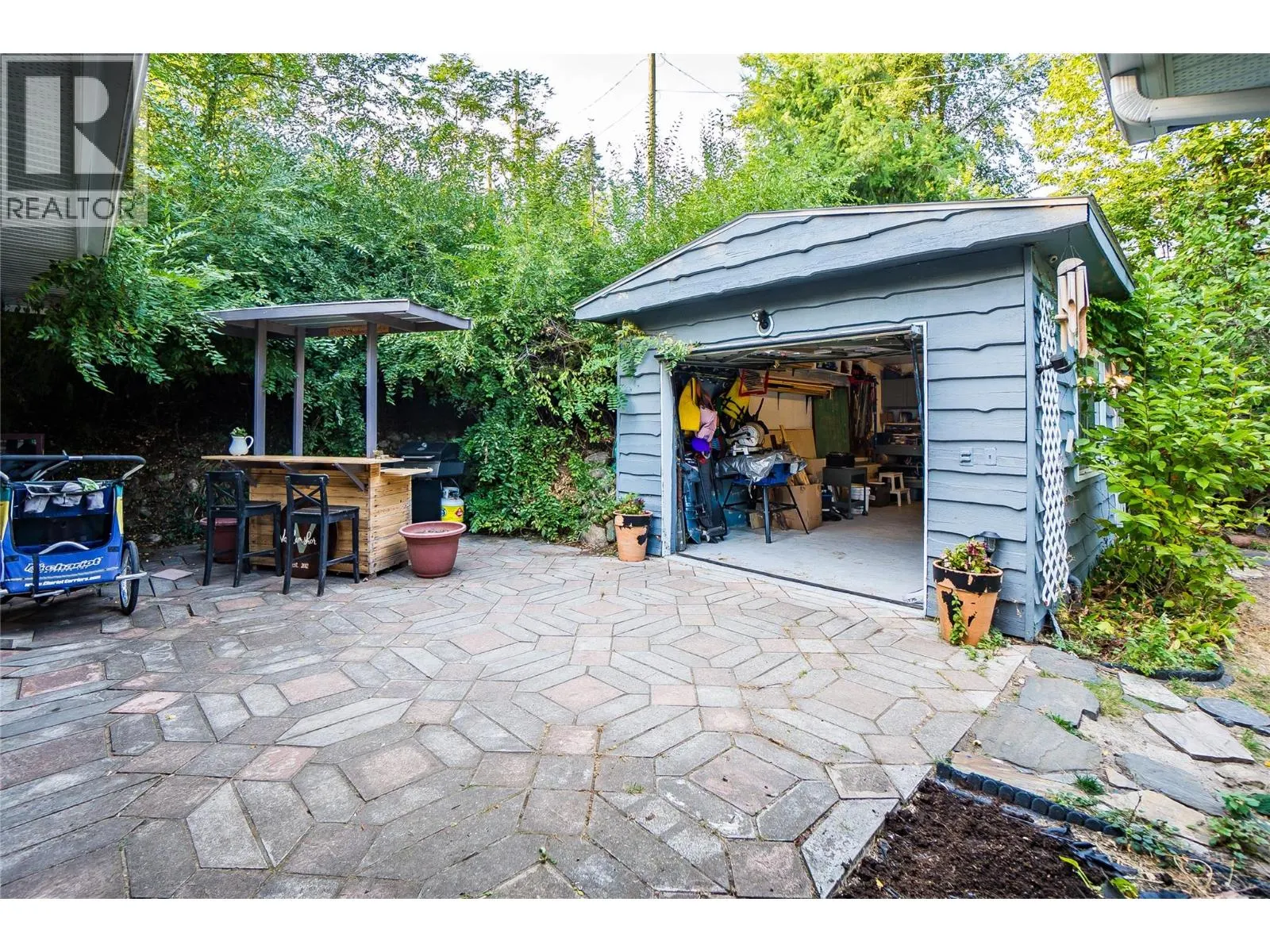 2758 Leecrest Road