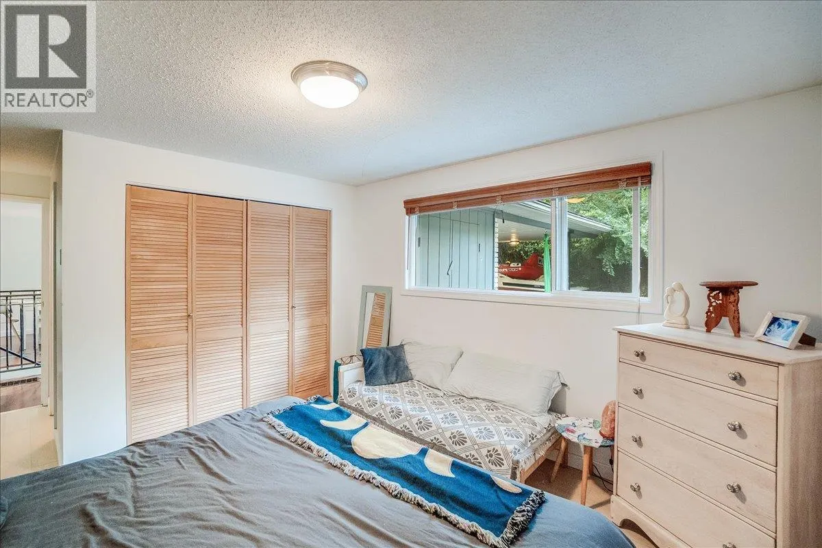 2758 Leecrest Road