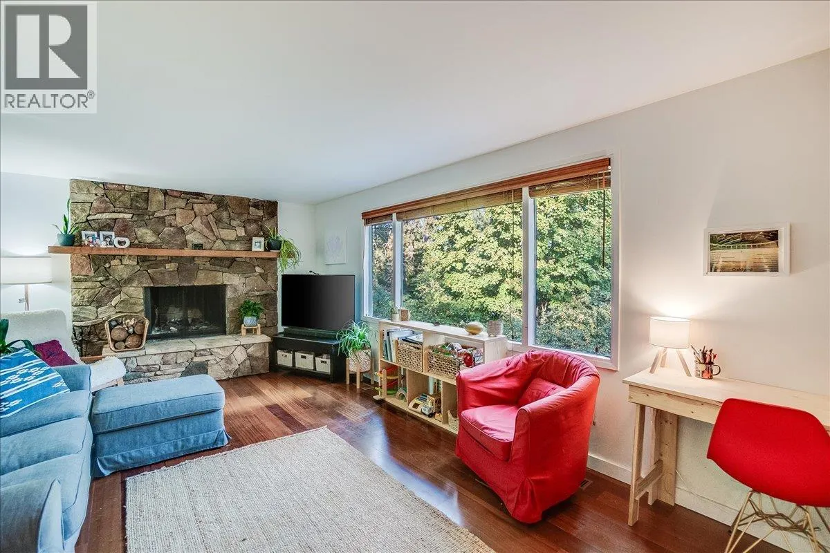 2758 Leecrest Road