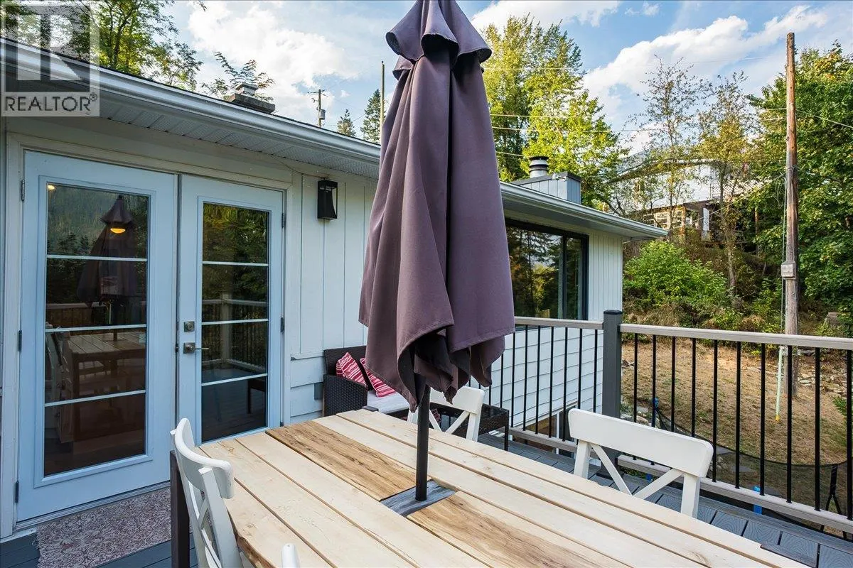 2758 Leecrest Road