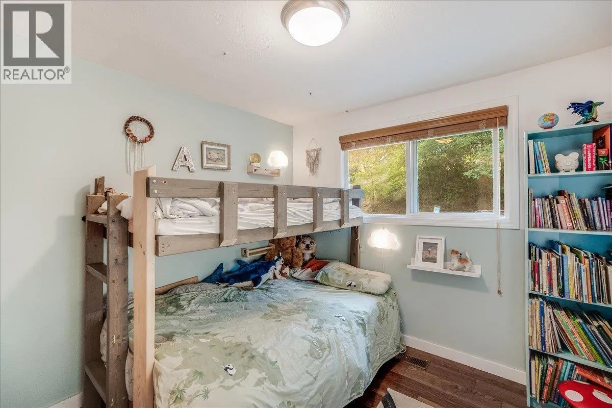 2758 Leecrest Road