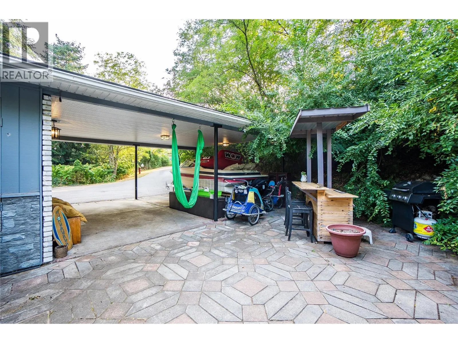 2758 Leecrest Road