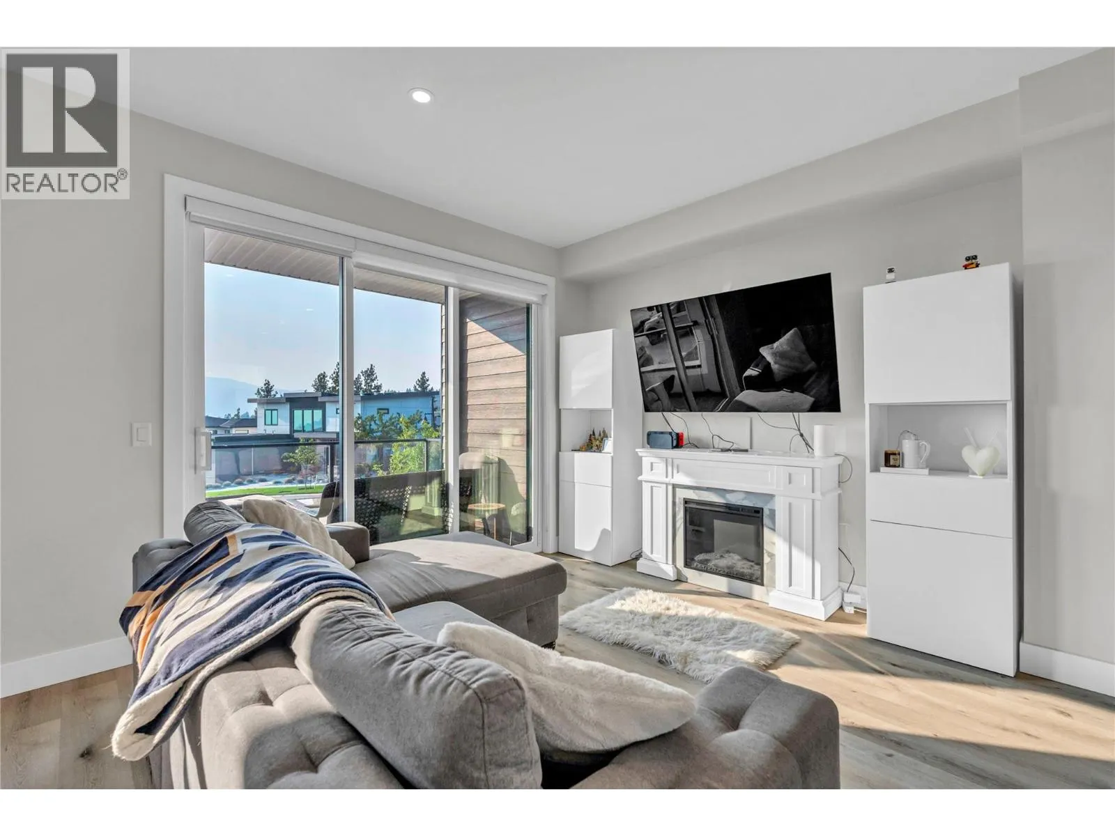 1001 Antler Drive Unit# 101