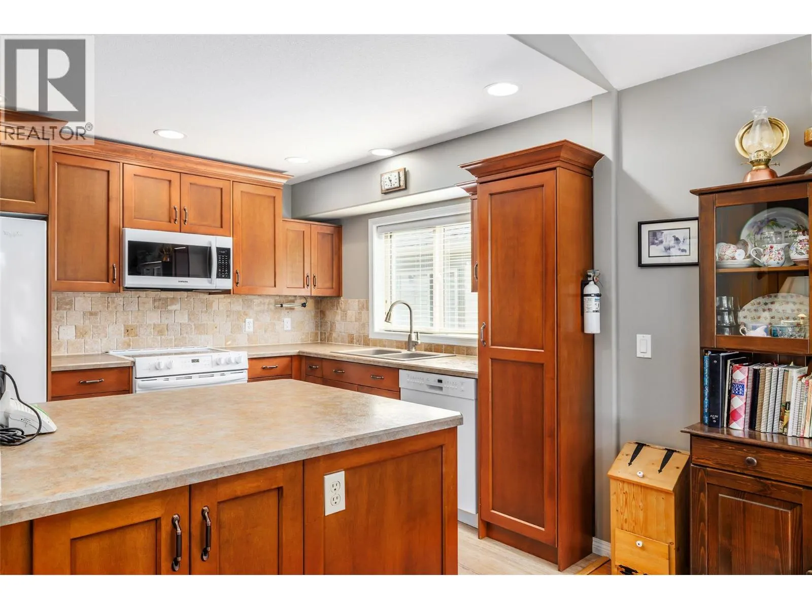 550 Yates Road Unit# 323