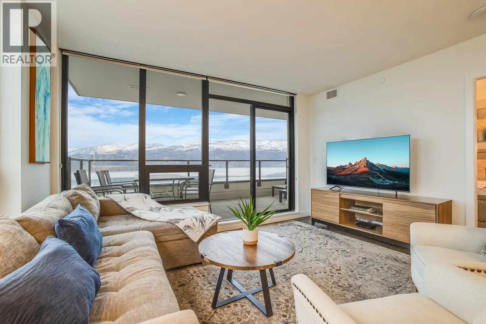 1471 St Paul Street Unit# 2203