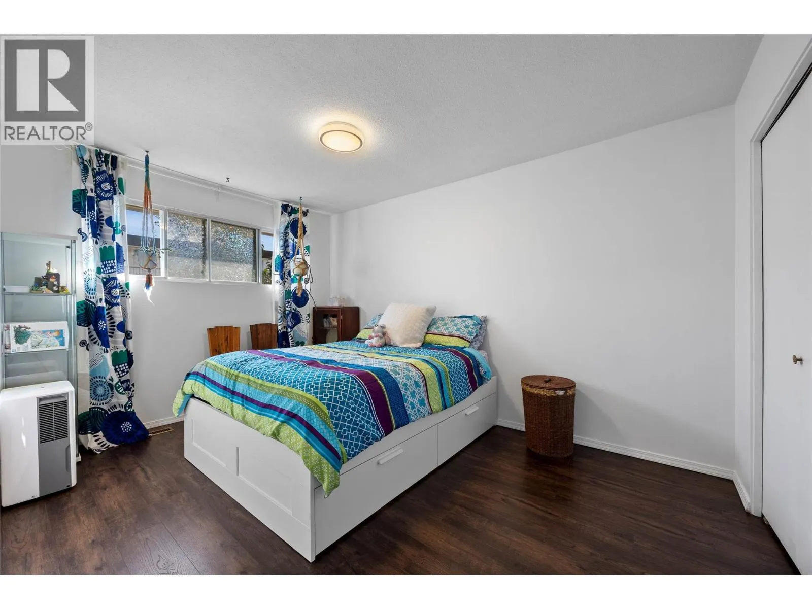 800 Valhalla Drive Unit# 5