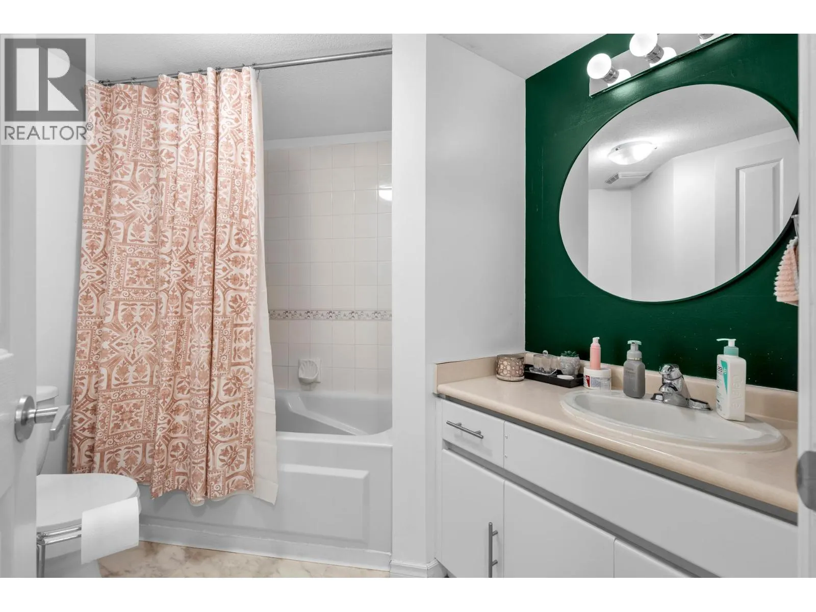 2350 Stillingfleet Road Unit# 114