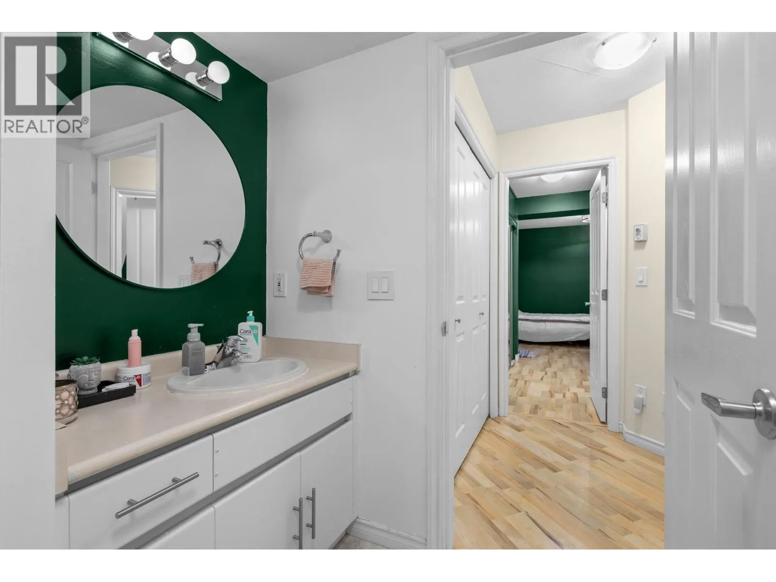 2350 Stillingfleet Road Unit# 114