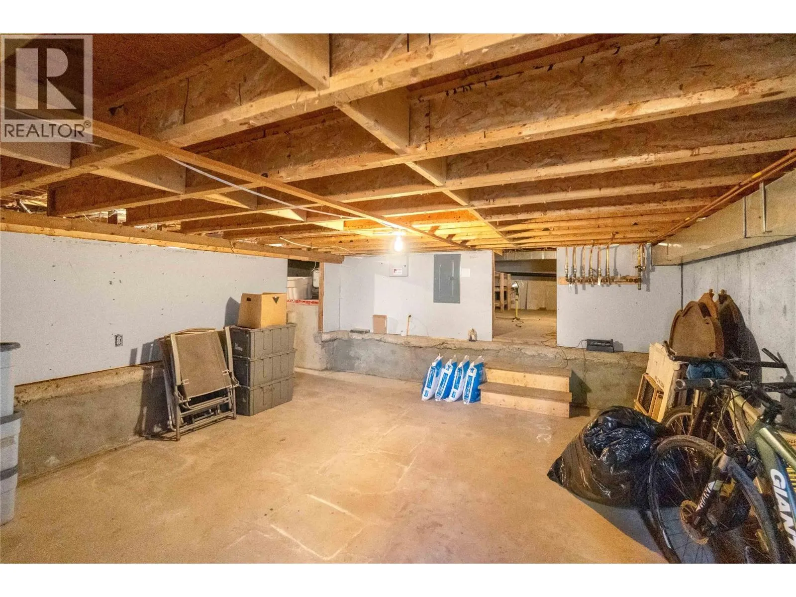 1258 Round Lake Road