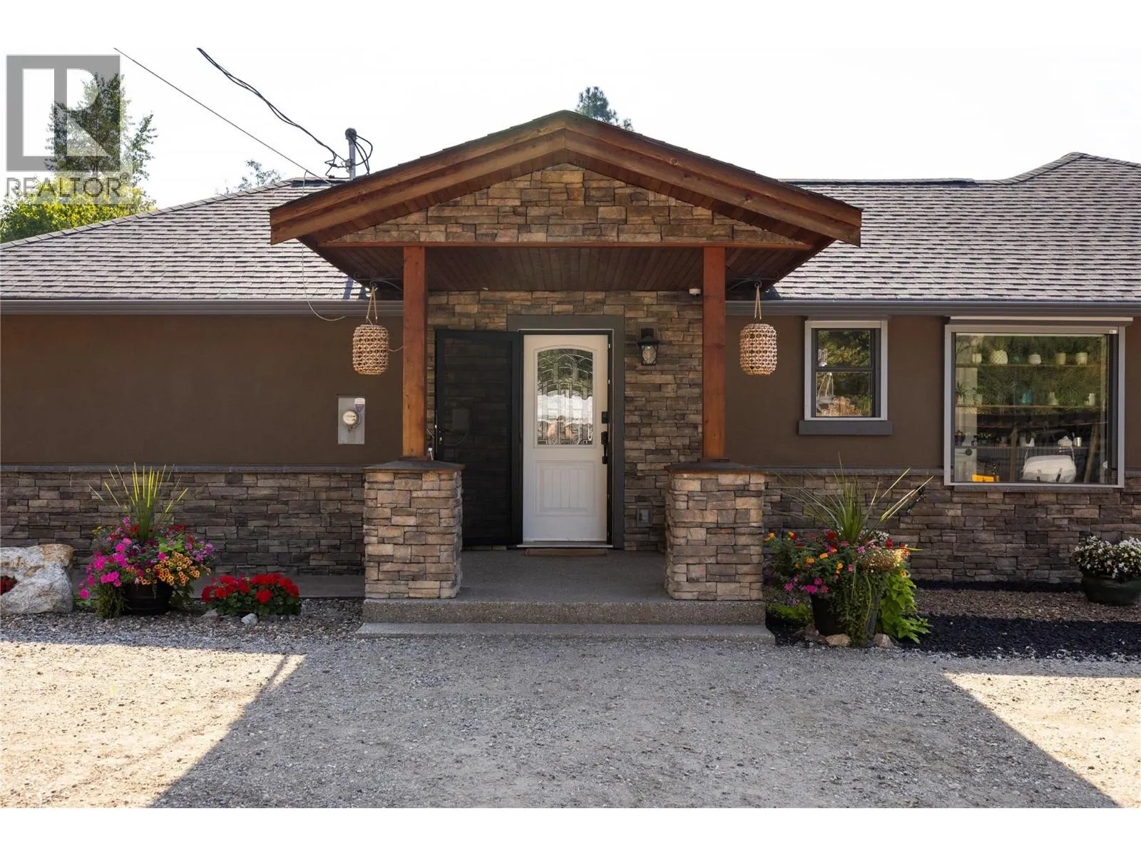1258 Round Lake Road