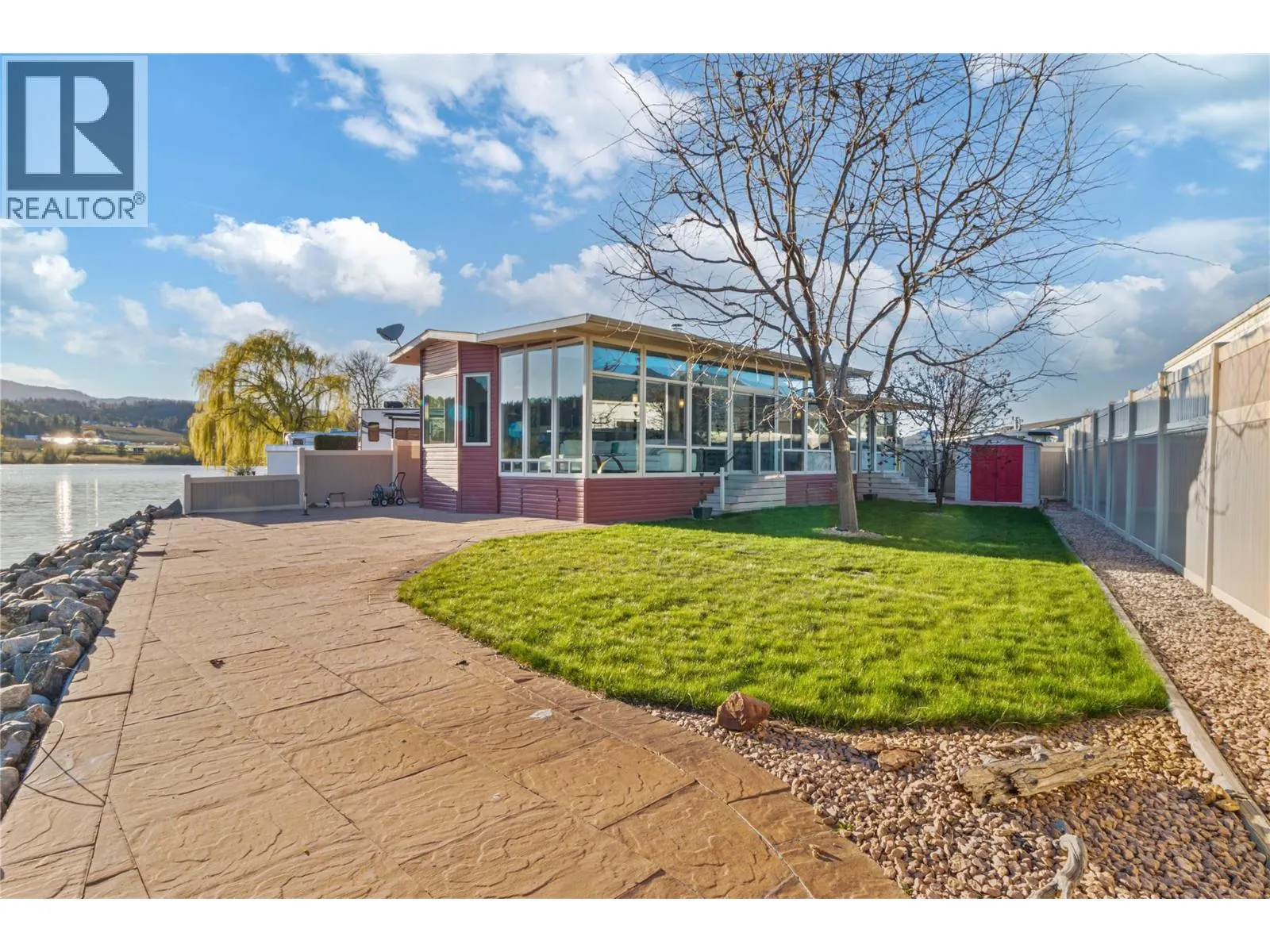415 Commonwealth Road Unit# 319