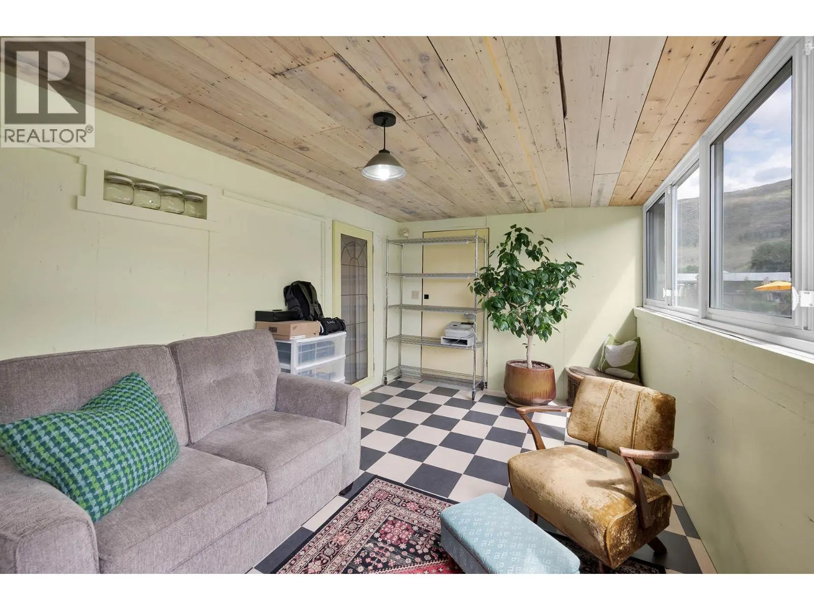 570 DAIRY Road