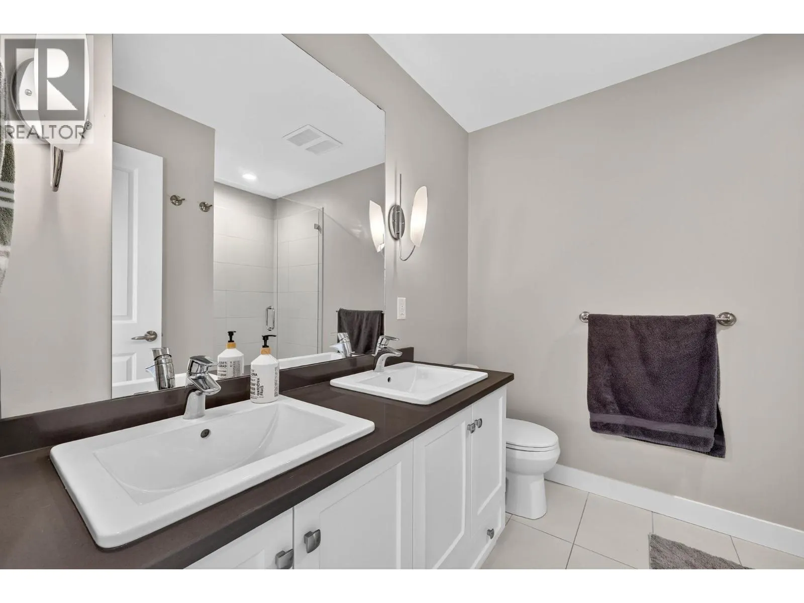 2490 Tuscany Drive Unit# 14