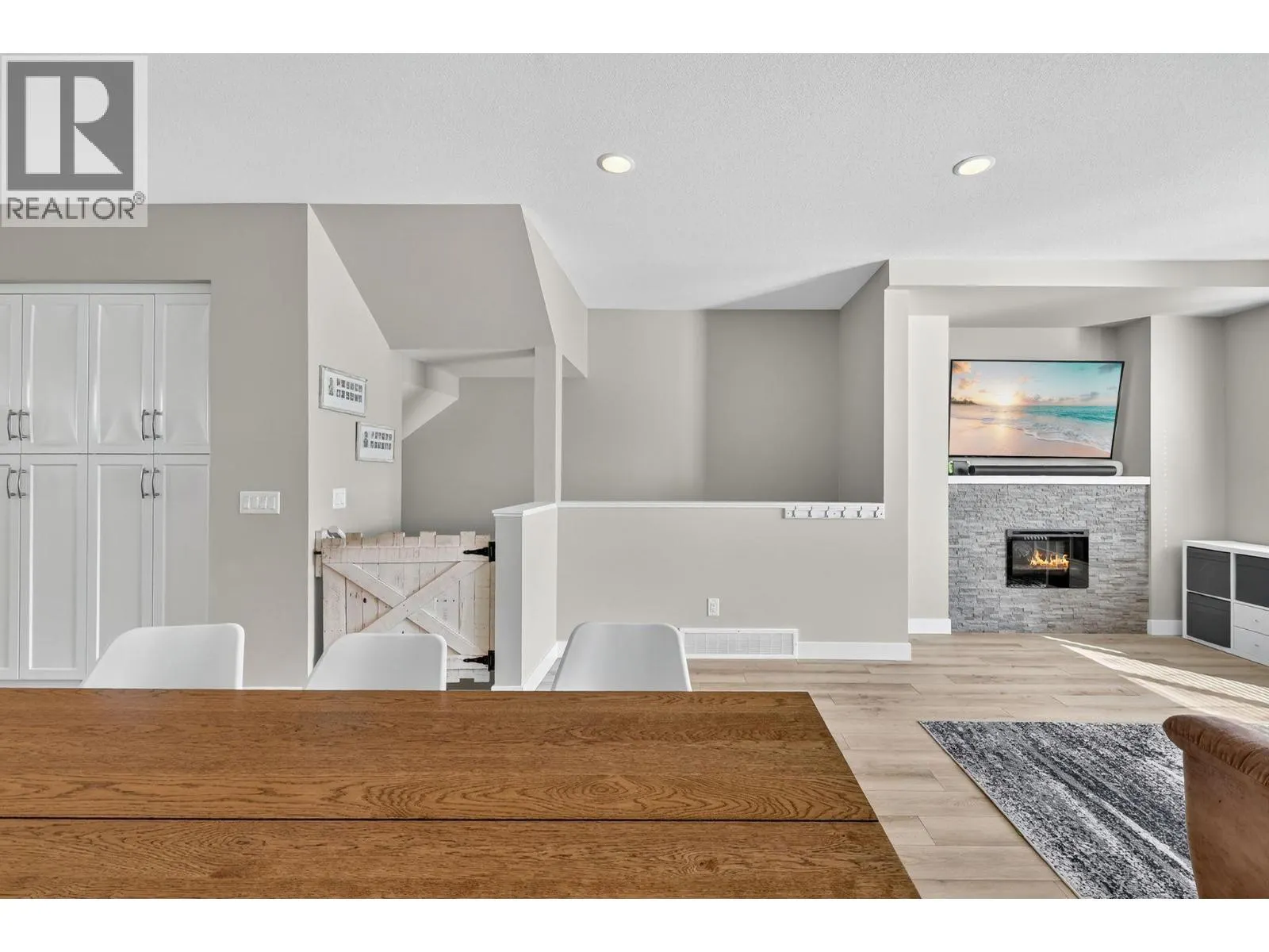 2490 Tuscany Drive Unit# 14