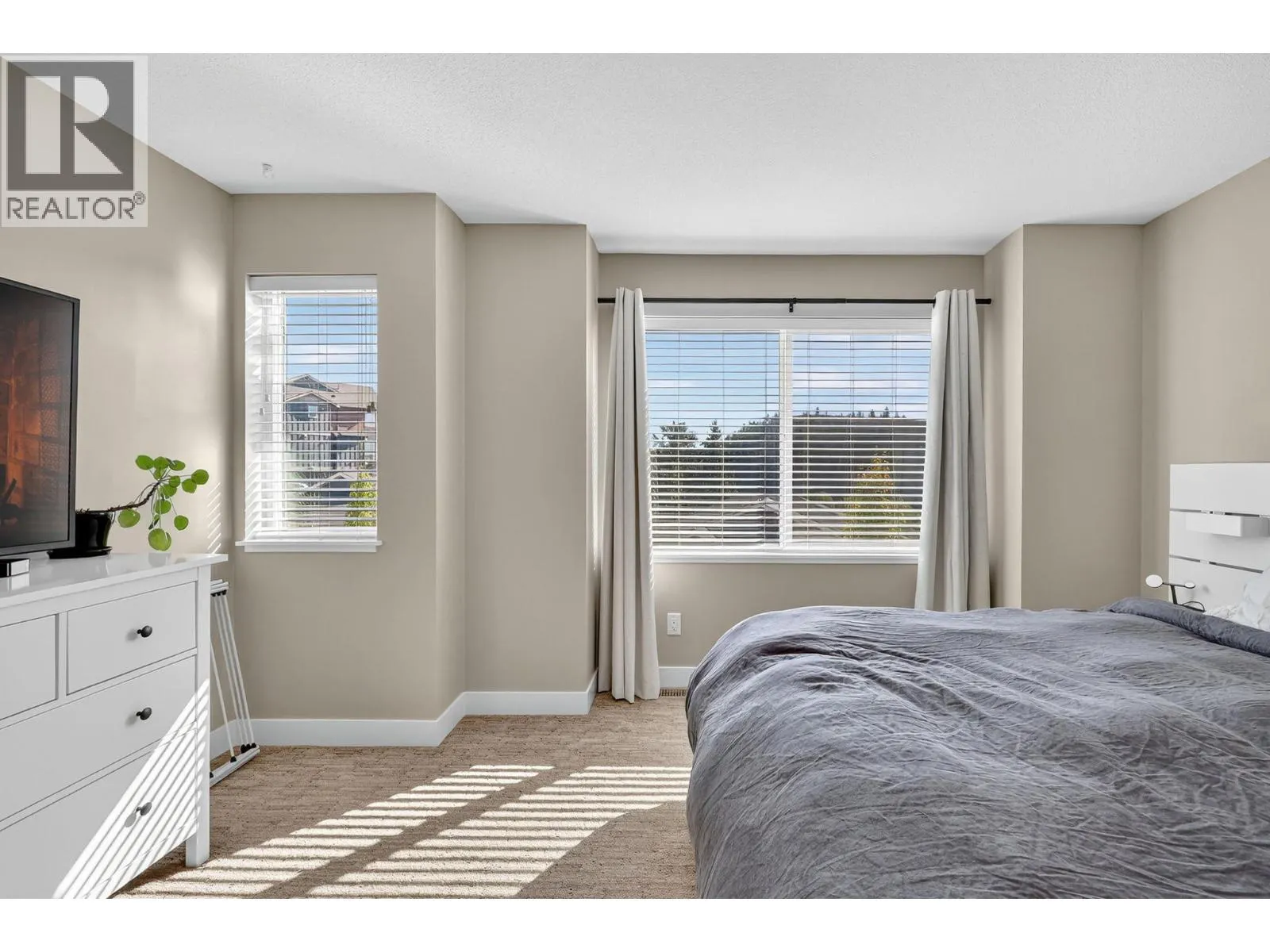 2490 Tuscany Drive Unit# 14