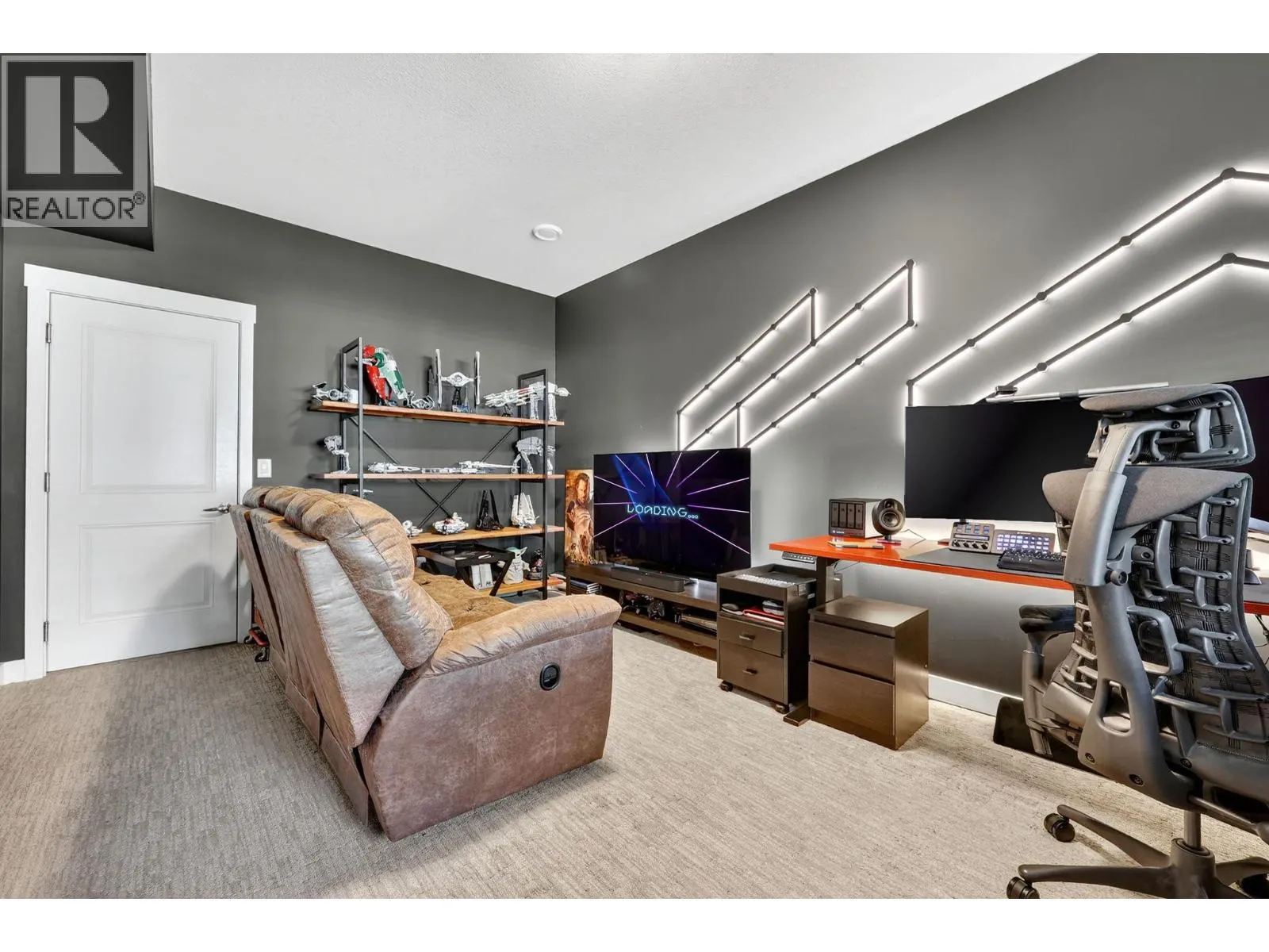 2490 Tuscany Drive Unit# 14