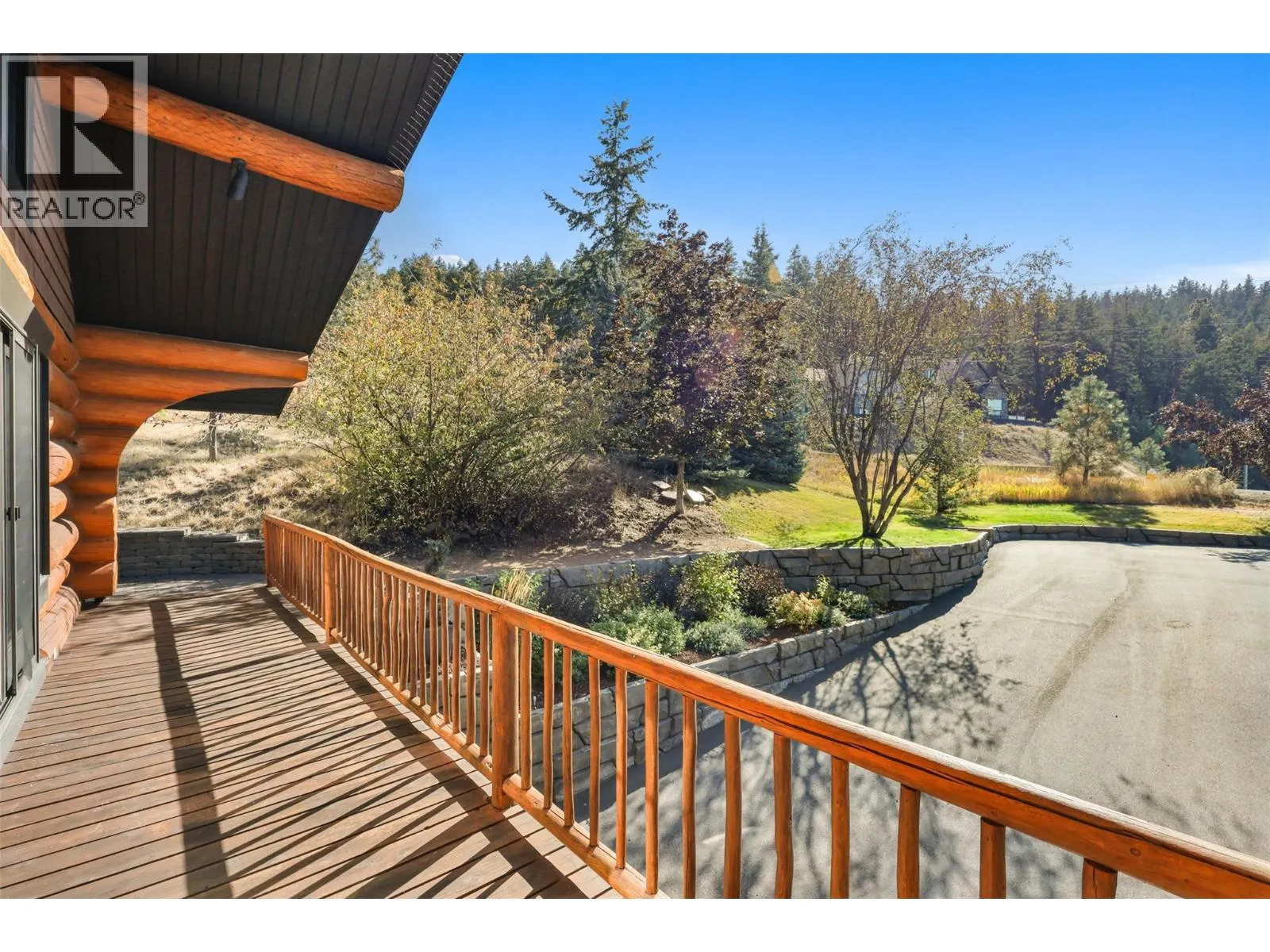 2094 HIGH SCHYLEA Drive