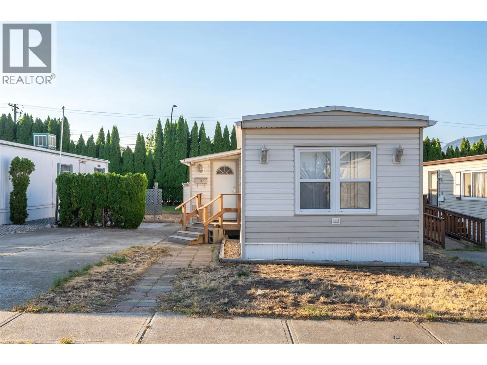 98 Okanagan Avenue E Unit# 97