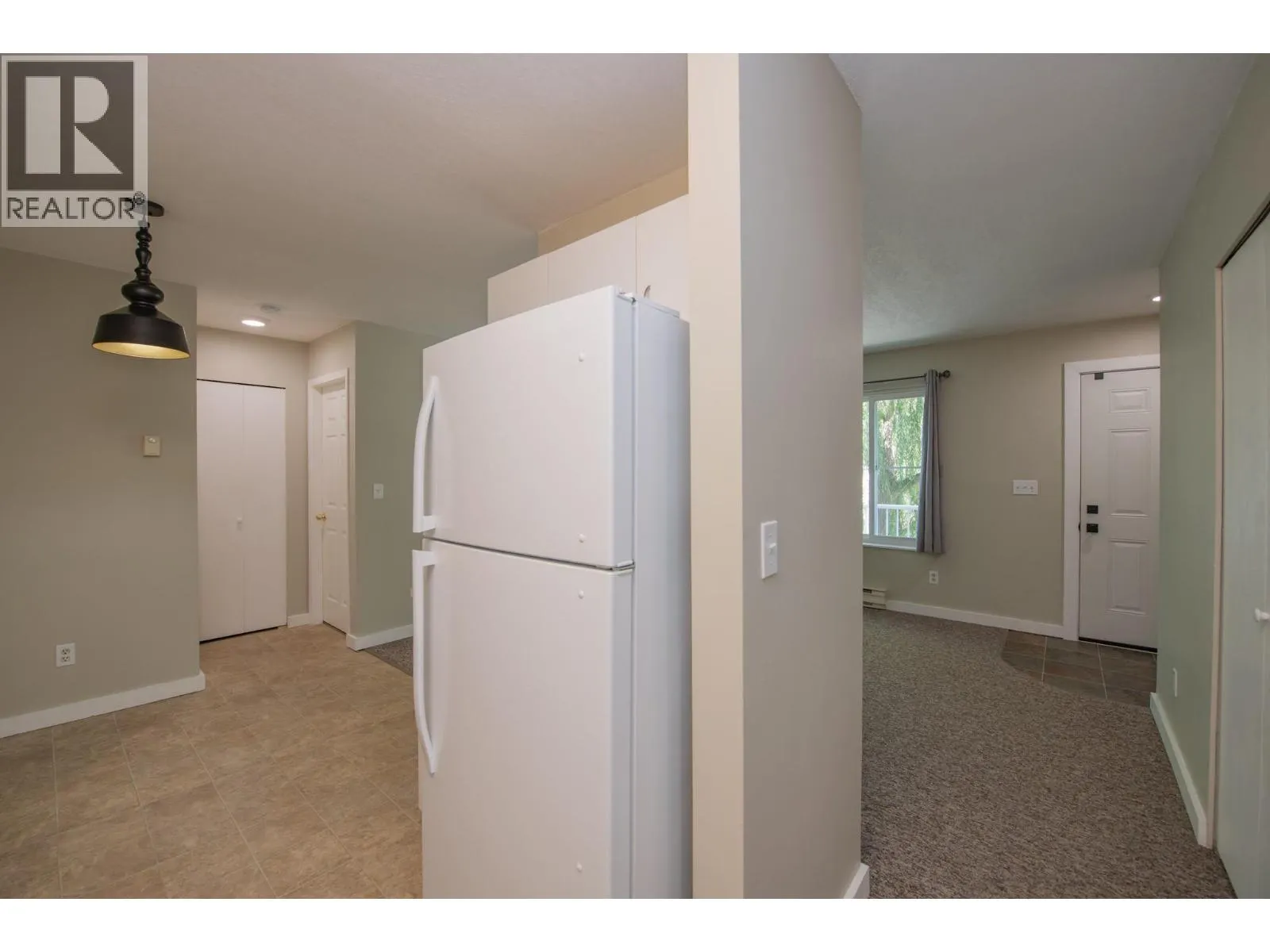 4305 Bellevue Drive Unit# 202